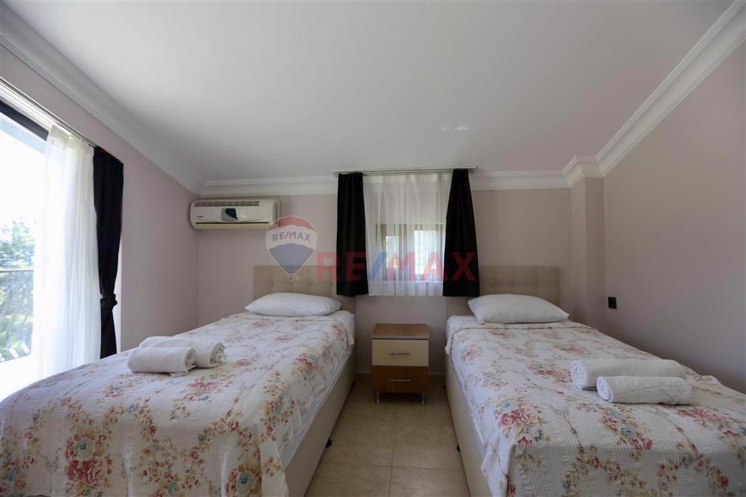 RE/MAX KAŞ İSLAMLAR'DA SATILIK 4+1 ÖZEL HAVUZLU VİLLA - Görsel 9