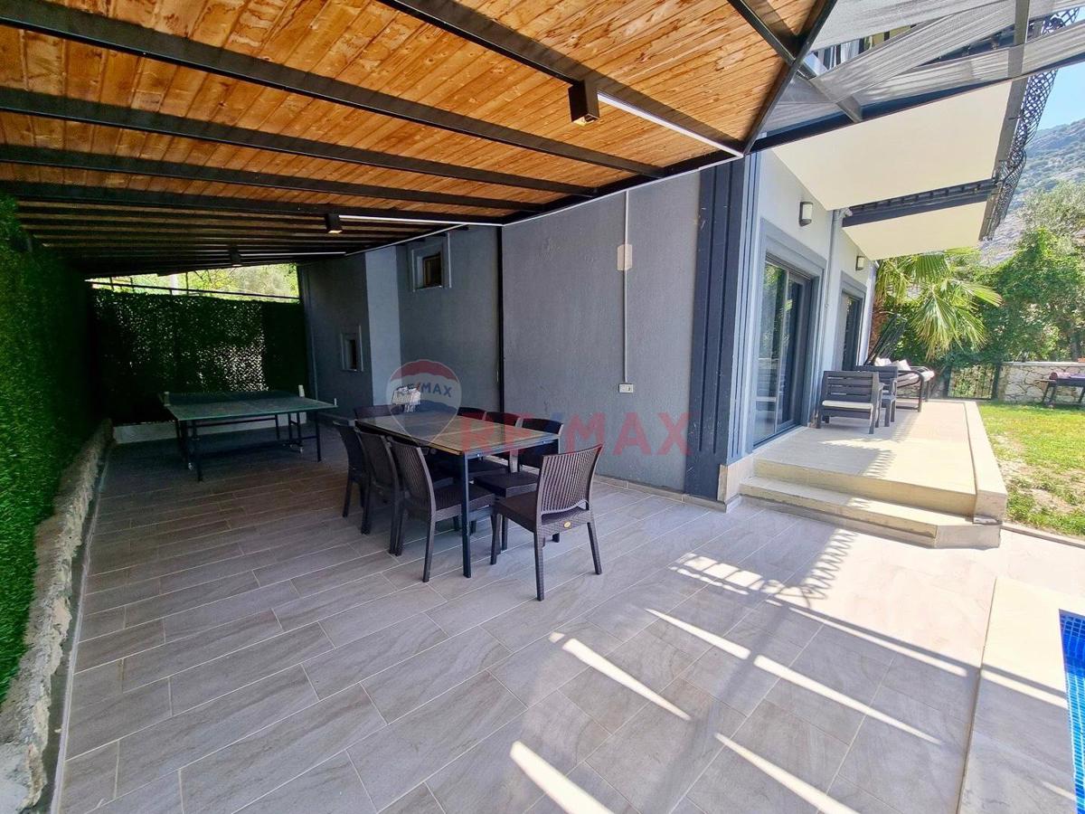 RE/MAX KAŞ İSLAMLAR'DA SATILIK 4+1 ÖZEL HAVUZLU VİLLA - Küçük Görsel 1
