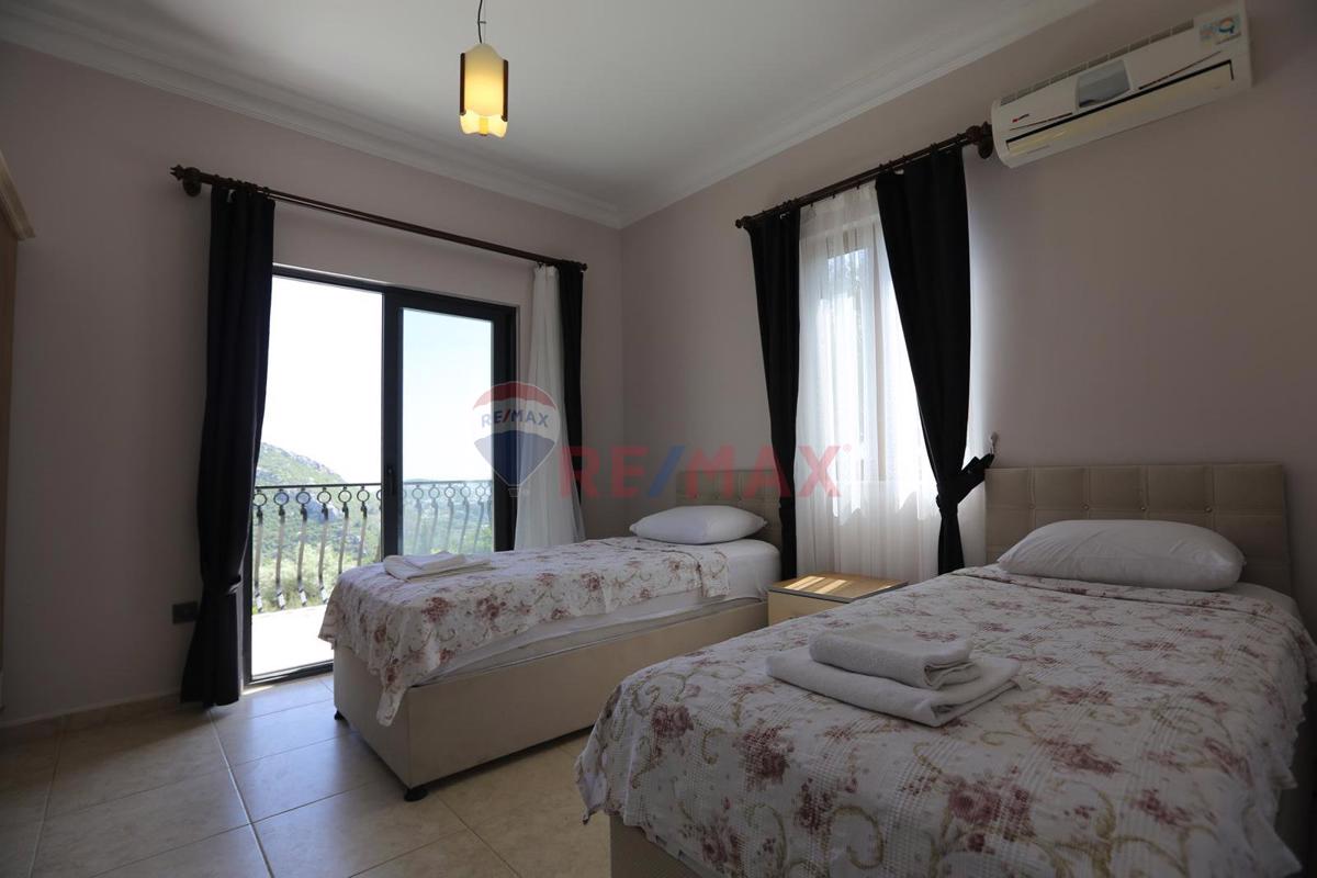 RE/MAX KAŞ İSLAMLAR'DA SATILIK 4+1 ÖZEL HAVUZLU VİLLA - Görsel 10
