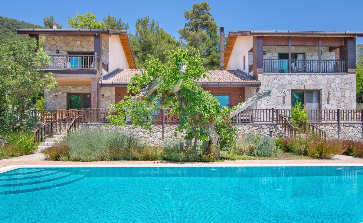 RE/MAX PUPA'DAN KALKAN İSLAMLAR'DA DOĞA İÇİNDE MUHTEŞEM MANZARALI SATILIK VİLLA