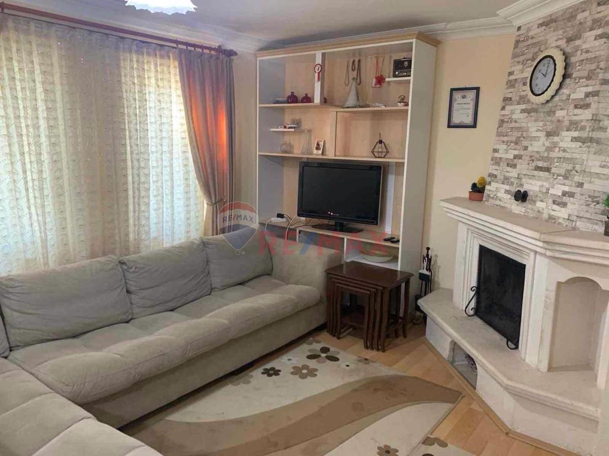 KAŞ MERKEZ'DE DENİZ MANZARALI 2+1 75 m2 NET KULLANIM GİRİŞ KAT - Küçük Görsel 2