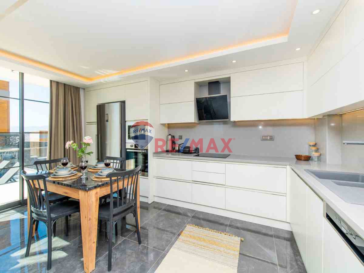 RE/MAX PUPA KAŞ KALKAN 4+1 LÜKS VILLA - Görsel 15