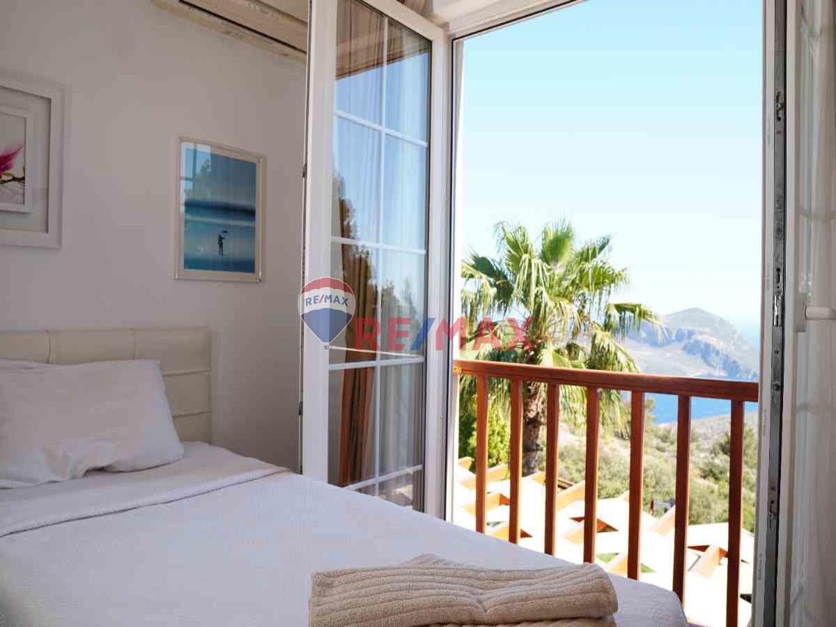 REMAX PUPA KAŞ KALKAN LAVANTA SİTESİNDE LÜKS 3+1 VİLLA - Görsel 14