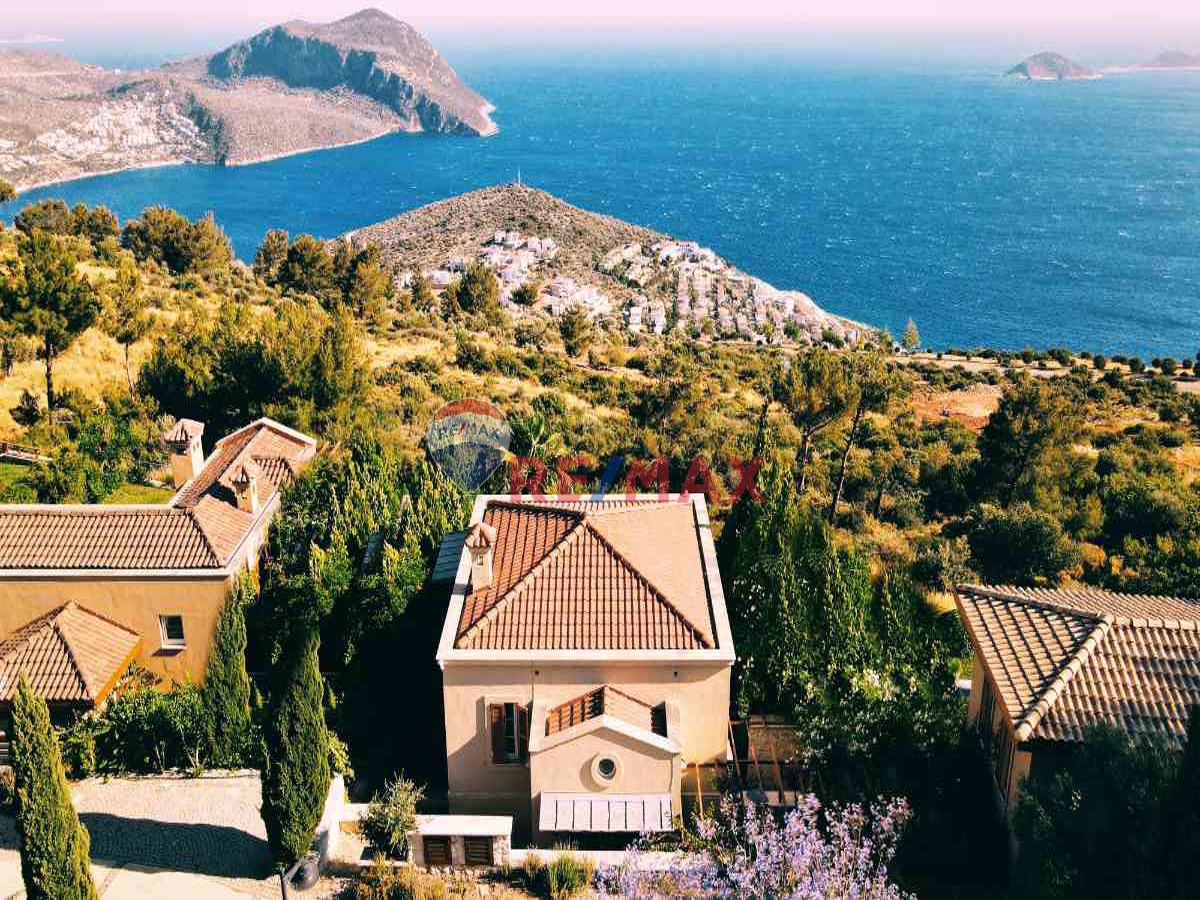 REMAX PUPA KAŞ KALKAN LAVANTA SİTESİNDE LÜKS 3+1 VİLLA - Görsel 6